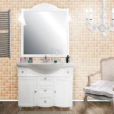Sei amante dello stile provenzale e gli elementi su cui devi concentrarti per arredare al meglio il tuo bagno stile provenzale sono la scelta dei mobili, degli accessori, dei colori delle pareti. Mobile Bagno Provenzale Da 105 Cm Shabby Chic Le Chic Arredamenti