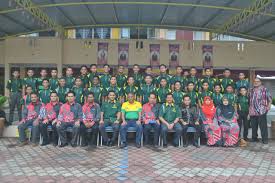 Aplikasi pengingat waktu sholat ini memiliki setidaknya sekitar 17 fitur, mulai dari pengingat sholat, arah kiblat, hingga siaran radio islam. Waktu Solat Malaysia Waktu Solat Dot Net