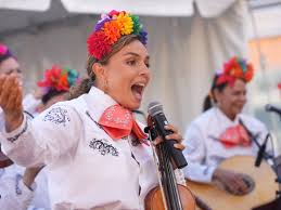 All-female mariachi band is breaking barriers in Phoenix