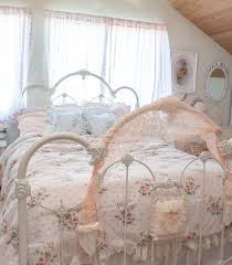 We've gathered 32 elegant wrought iron fence ideas and designs to showcase just how much they can improve the look of your home and yard. Iron Bed Headboard Ideas On Foter