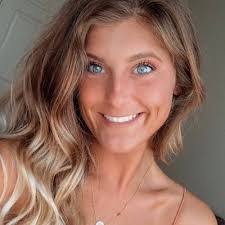 Whitney Burch's Instagram, Twitter & Facebook