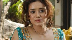 Shreya narayan brother kanishk narayan elected as a uk mp kanishk narayan  sister films with Ranbir Kapoor -Hindi Filmibeat