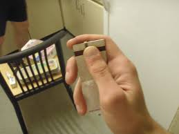 This video shows you how to make trick strike anywhere matches that can light on almost any surface. Light A Match One Handed From A Matchbook 6 Steps With Pictures Instructables