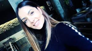 Mi filosofía de vida... No estar donde no quiero estar. No estar con quien  no quiero estar. No hacer lo que no quiero hacer. Volar tan alto que el  límite sean mis