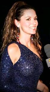 Honey you're looking at my post, and you can't even say "hi" to me... or  maybe you don't love me anymore It's me, Shania Twain, and I just want you  to know