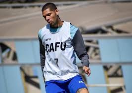 Nicolás peñailillo — este artículo o sección necesita referencias que aparezcan en una publicación acreditada, como revistas especializadas, monografías, prensa diaria o páginas de internet fidedignas. Nicolas Penailillo Se Convirtio En Nuevo Jugador De Union