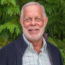 IslandWood CEO And Leadership: Executives and Demographics