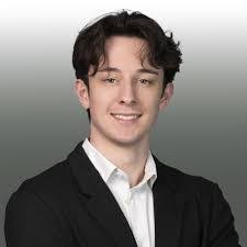 Kevin Harnish's Instagram, Twitter & Facebook