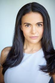 Cari Stephens's Instagram, Twitter & Facebook