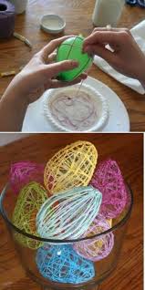 Bunte Ostereier Selber Basteln Mit Tapetenkleister Luftballons Und Bunter Paketschnur Ostereier Osterhasen Basteln Leicht Basteln Fruhling Ostern