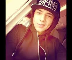Luis Coronel