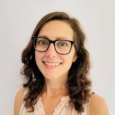 Julia Vadas's Instagram, Twitter & Facebook