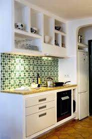 beautiful back splash love the open cabinets cuisines design decoration cuisine interieur de cuisine