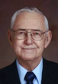 Wade Hightower's Instagram, Twitter & Facebook