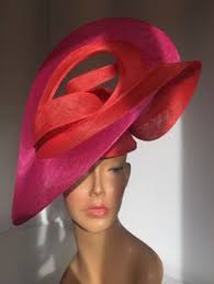 Check out our chapeau femme selection for the very best in unique or custom, handmade pieces from our winter hats shops. 73 Idees De Chapeau Anglais Chapeau Anglais Chapeau Chapeaux Mariage