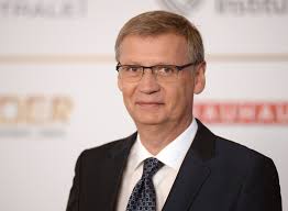 Bei bauarbeiten an der villa kellermann wurden menschliche knochen und ein schädel entdeckt. Gunther Jauch Tv Aus Das Sind Die Plane Des Beliebten Moderators News De
