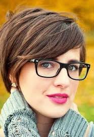 Wenn sie auf der suche nach frisuren für frauen über 50 mit brille sind, sind sie hier richtig. Frisuren Schmales Gesicht Brille Simpfertita