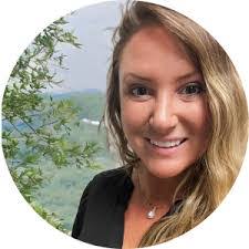 Alina Heim's Instagram, Twitter & Facebook