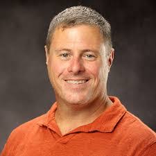 Sam Tuttle's Instagram, Twitter & Facebook