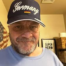 Family fun: I'm off for the week & popped up to NY to spend time with my  sister and nephews. Bowling, mini-golf, arcade games, swimming, ice cream,  backyard fun, indoor games, we