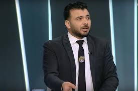 إسماعيل بن عمر بن كثير القرشي الدمشقي أبو الفداء عماد الدين. Ø¹Ù…Ø§Ø¯ Ù…ØªØ¹Ø¨ Ø¹Ù† Ù‡Ø¬ÙˆÙ… Ø¬Ù…Ø§Ù‡ÙŠØ± Ø§Ù„Ø£Ù‡Ù„ÙŠ Ø¹Ù„ÙŠÙ‡ Ù„Ù… Ø£Ø±ØªÙƒØ¨ Ø£ÙŠ Ø®Ø·Ø£ Ø§Ù„ØªÙŠØ§Ø± Ø§Ù„Ø§Ø®Ø¶Ø±
