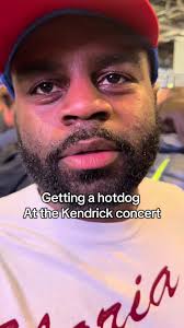 Kendrick Concert Experience: Enjoying Hotdogs