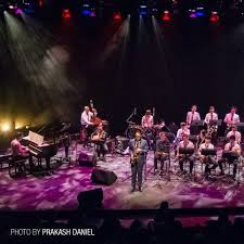 Hvis du er i området kommer jazzfestival tid, kan det være verdt å hoppe på. Home Borneo Jazz