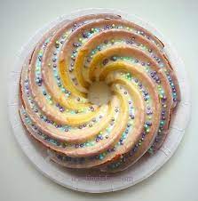 Swirl Mermaid Cake Made Using Wright S Baking Madeira Cake Mix So Easy And Utterly Beautiful Absolutely Tastes L Swirl Cake Cupcake Cakes Bundt Cakes Recipes