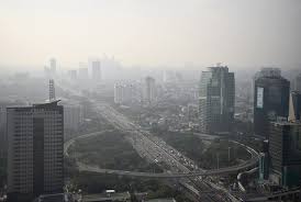 Pencemaran udara adalah pencemaran yang disebabkan oleh aktivitas manusia seperti pencemaran yang berasal dari pabrik, kendaraan bermotor, pembakaran sampah, sisa pertanian, dan peristiwa alam seperti kebakaran hutan, letusan gunung api oleh muchlisin riadi mei 24, 2019 posting komentar. Anies Buat 7 Inisiatif Untuk Perbaiki Kualitas Udara Jakarta Republika Online