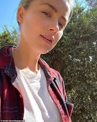 Amber heard on marilyn manson abuse allegations: Amber Heard Hikes Through The Canyons Of La After Petitions To Fire Her From Aquaman 2 Money Readsector