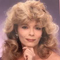 Lori Deloach's Instagram, Twitter & Facebook