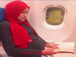 Hanis zalikha is an actress, known for romeo kota (2015), gangster celop (2013) and suamiku encik sotong (2014). Myartis Com Myartis My Artis 5 Gambar Baby Bump Hanis Zalikha Yang Hamil 5 Bulan