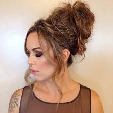And a great bun is in the love column as well. Easy Cute And Messy Bun Hairstyles For Long Hair Paperblog