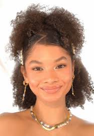 Hannah Kleit Hair Styling