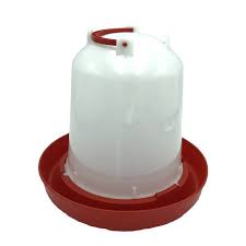 On entendait couler l'eau du côté de la grange. Abreuvoir Poules 6 Litres Achat Pas Cher