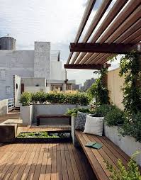 Pin By Rupande Shah On Rooftop Garden Modern Landscaping Patio Backyard