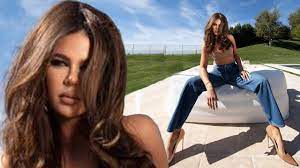 The way the kardashian family is so obsessed with photoshop, khloe is no exception she looks good in the second photo but still decides to touch up. Khloe Kardashian Claps Back At Latest Claims Of Photoshop Fail Youtube