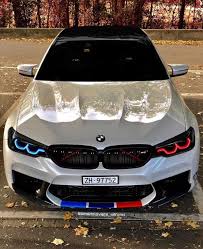 Pour Les Passionnes Lamborghini Ferrari Bmw Mercedes Honda Renault Ford Toyota Dodge Hummer Mini Opel Vw Polo Voiture Bmw Bmw Fond D Ecran Bmw