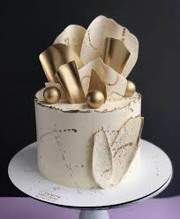 Pin By Cynthia Charaja Mercado On Torta 50 Elegant Birthday Cakes Cake Decorating Classic Cake