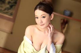 Hey動画 Tsubasa Takanashi Ayano Honjo Yu Tsuruno Misa Iwasaki THE 留袖  〜和服おばさんの熟れたマンコを手篭めにしてみました〜 heydouga