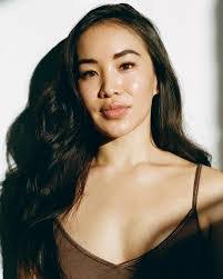 Carrie Russo's Instagram, Twitter & Facebook