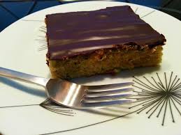 Hallo tanja, habe am wochenende den zucchinikuchen ausprobiert, alle waren begeistert, der kuchen war nicht trocken und hat trotz hallo tanja, hab am wochenende den zucchinikuchen gebacken ,leider ist der kuchen sitzen geblieben, ich habe alles so. Zuccini Kuchen Speis Vorchdorf