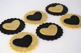 Black And Gold Cupcake Toppers Valentines Day Cupcake Heart Cupcake Fondant Cupcake Topper Etsy Fondant Cupcakes Valentine Day Cupcakes Fondant Cupcake Topper