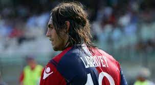 After the departure of alessandro matri who was sold to juventus f.c. Accadde Oggi El Bati Larrivey Stende Il Bastia