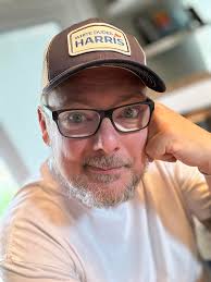 Where to find yard signs for the Harris campaign in Montgomery County,  Pennsylvania?