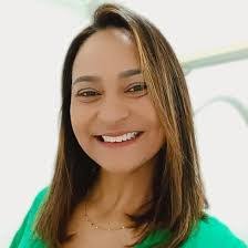 Renata Ramos's Instagram, Twitter & Facebook