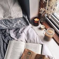 Amali Hilton Natural Light Candles Candle Books Autumn Winter Blankets Cinnamon Aesthetic Kuytu Kose Dekorasyon Kitap