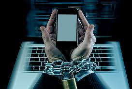 Resultado de imagen de personas que dependen de las tecnologias