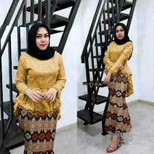 Baju santai lucu cocok untuk gaya kasual motifnya keren! Model Baju Untuk Pawai 30 Model Baju Kebaya Anak Dewasa Fashion Modern Dan