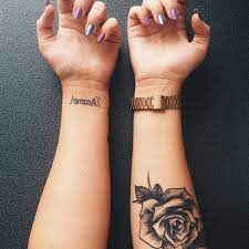 50 Ideen Fur Rosen Tattoo Das Symbol Der Wahren Liebe Tattoos Zenideen Rosen Tattoo Rose Tattoo Ideen Tattoos Manner